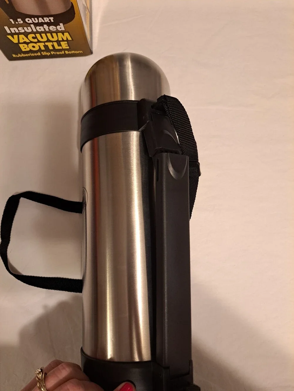 Bass Pro Shops Vaccum Bottle